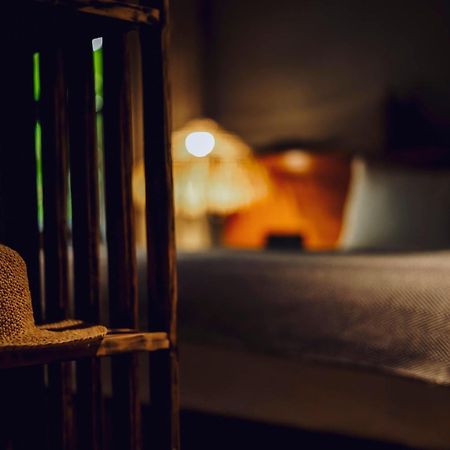 Sambora Kinigi Villa Eksteriør bilde