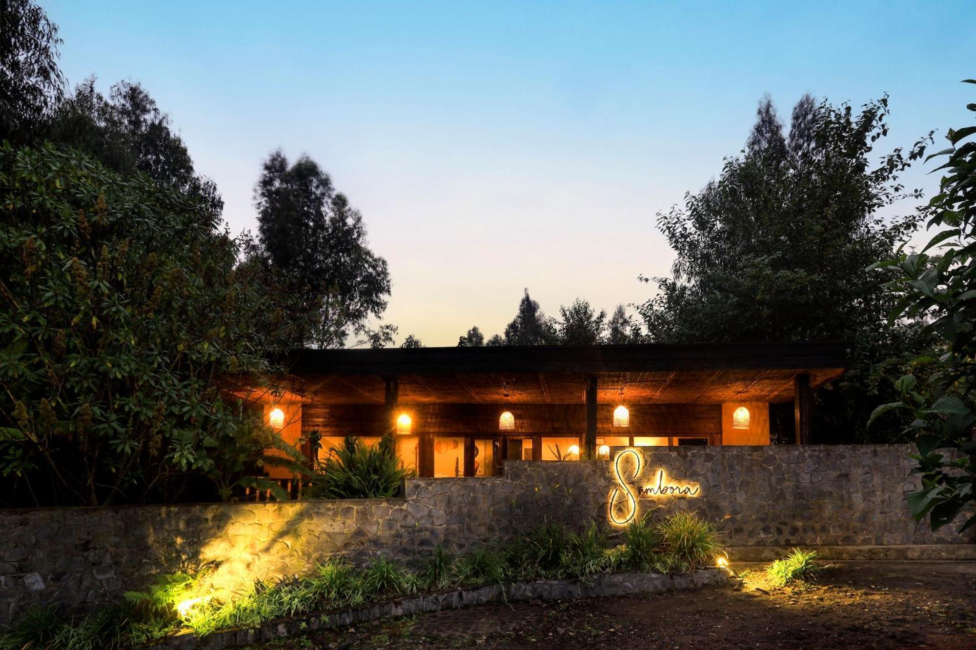 Sambora Kinigi Villa Eksteriør bilde